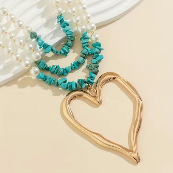 ✨🆕✨ Boho Exaggerated Heart Turquoise Decor Necklace✨ avail in Red + Blue✨ - Picture 6 of 15